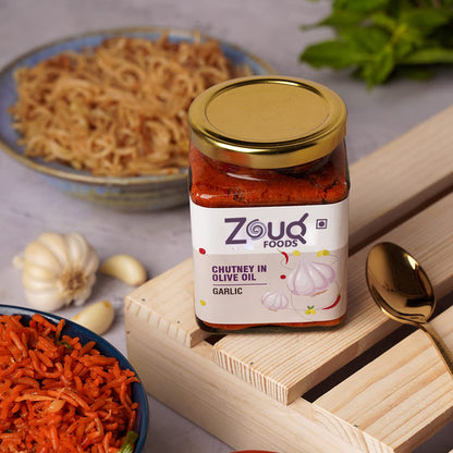 Zouq Garlic Chutney in Olive Oil 390 Grams - A Flavorful Blend for Every Dish